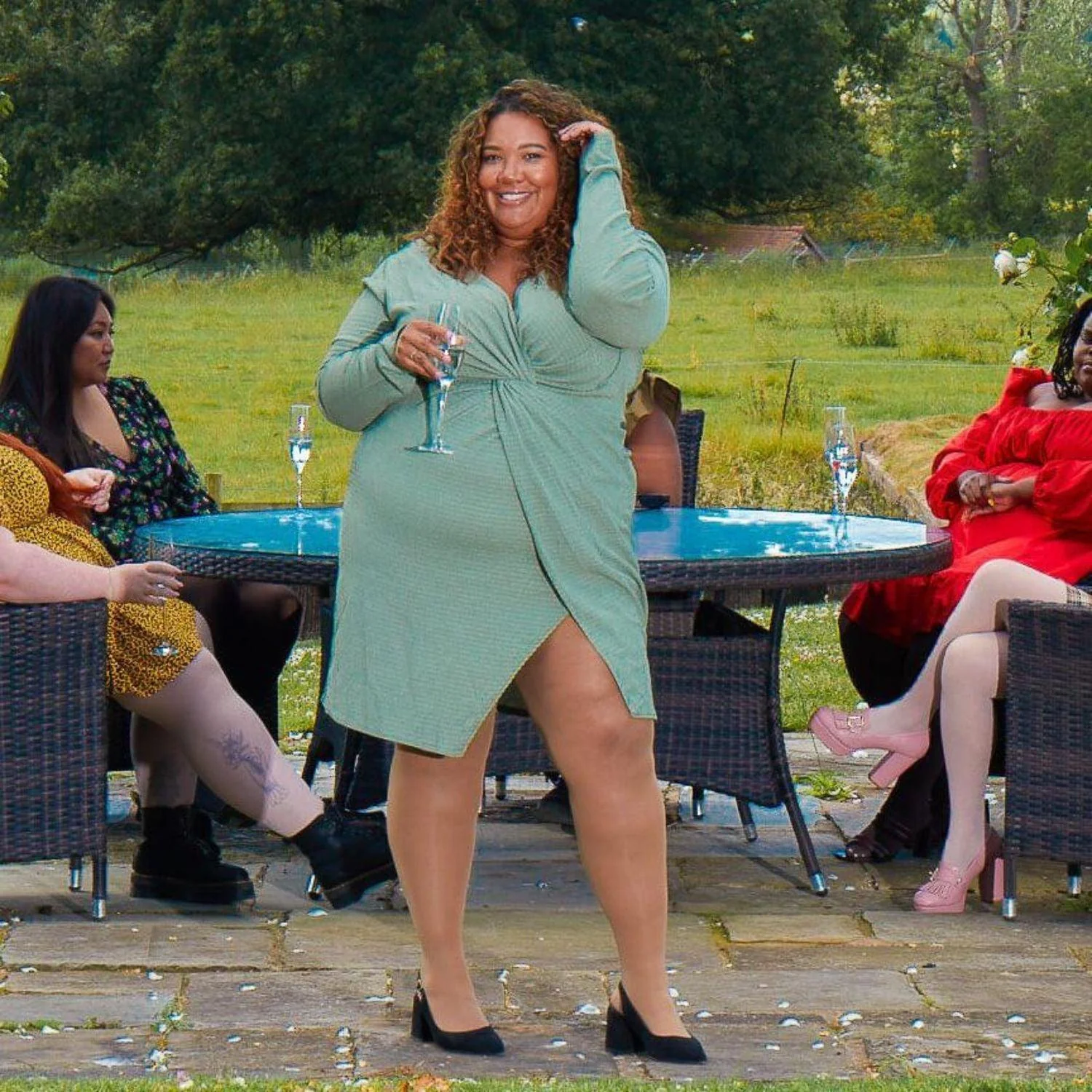 30 Denier Sheer Tights - Caramel Latte - Image 4