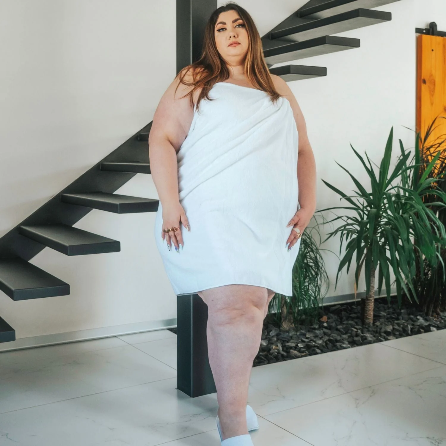 Big Softee Towel - White - Image 10
