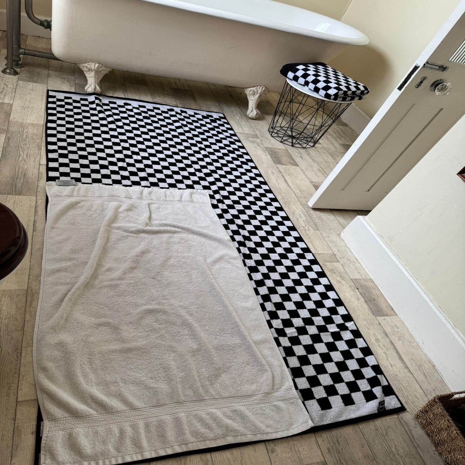 Big Softee Towel - White - Image 17